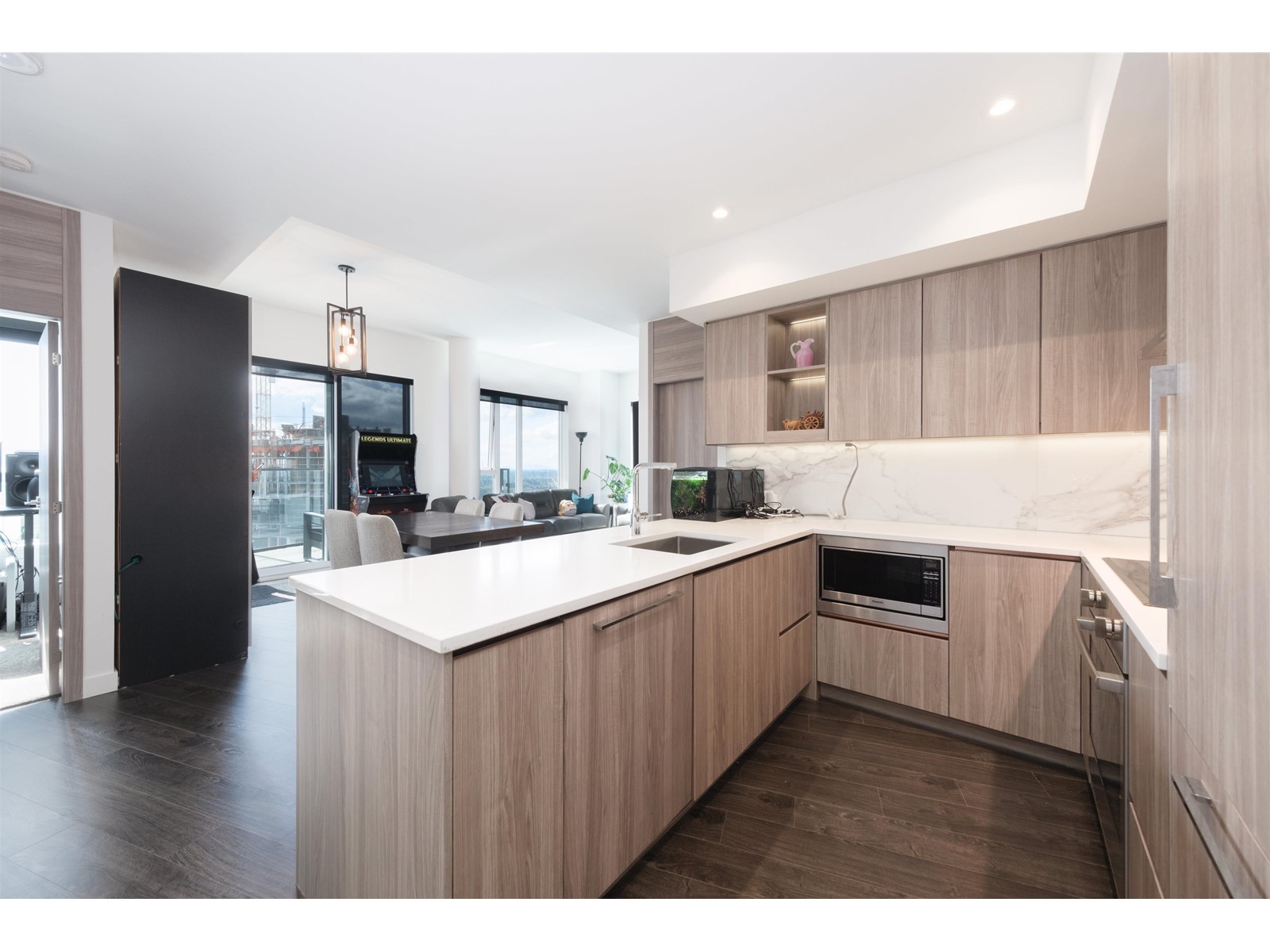4105 9887 Whalley Boulevard, Surrey, British Columbia  V3T 0P4 - Photo 6 - R2960235