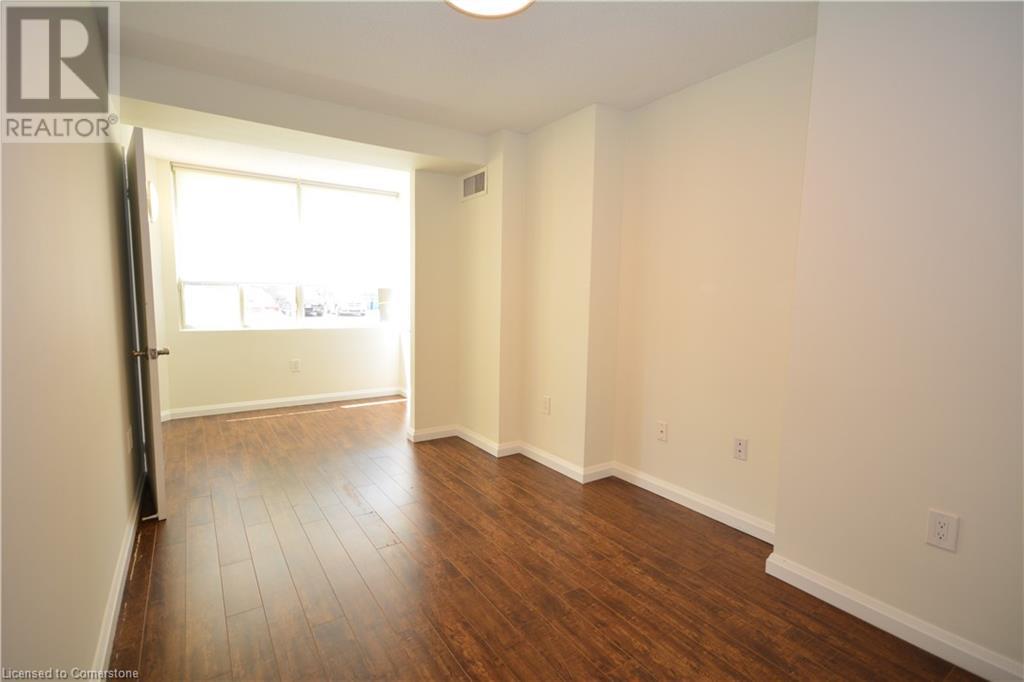 1270 Maple Crossing Boulevard Unit# 104, Burlington, Ontario  L7S 2J3 - Photo 21 - 40738037