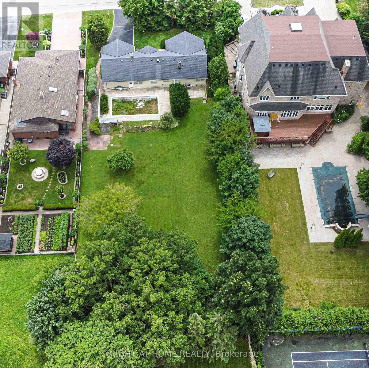 46 Roosevelt Drive, Richmond Hill, Ontario  L4C 6V4 - Photo 14 - N11997382