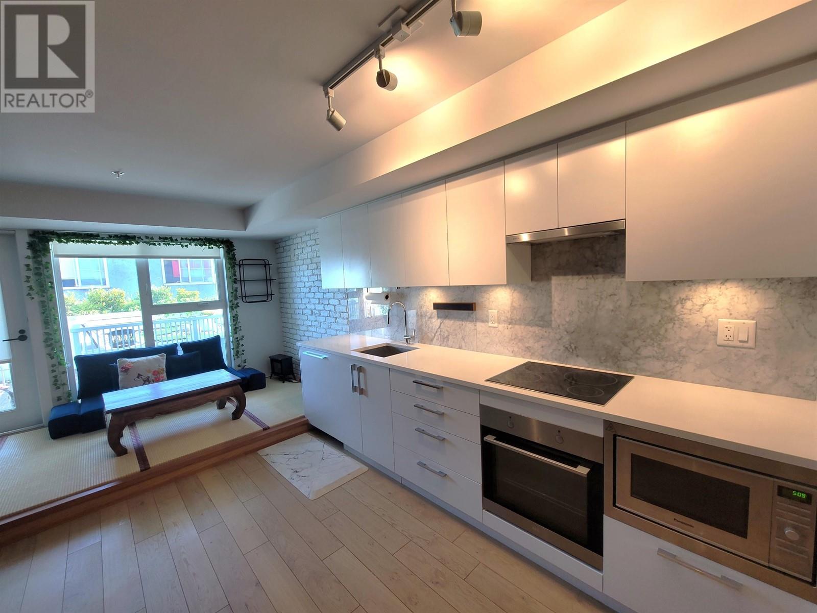 211 2508 Fraser Street, Vancouver, British Columbia  V5T 1T1 - Photo 2 - R3011778