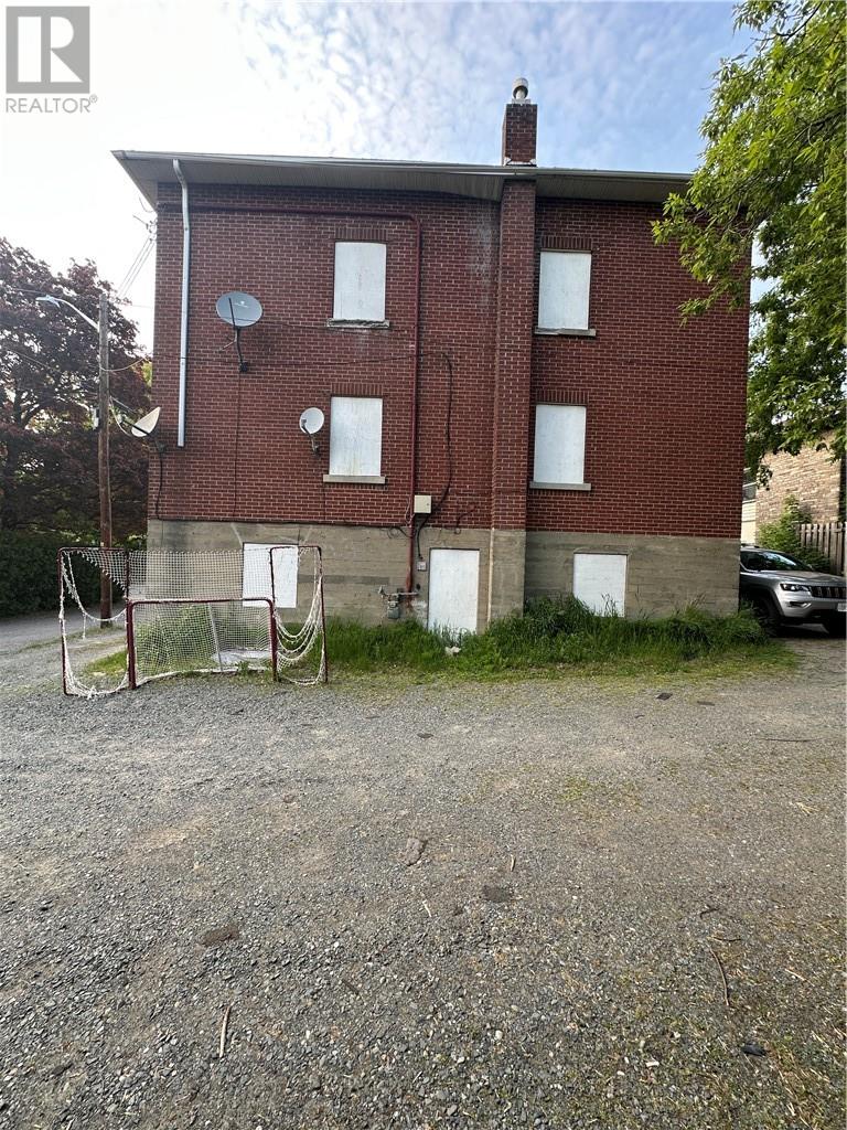 55 Cadieux Lane, Sudbury, Ontario  P3C 5P2 - Photo 2 - 2122758
