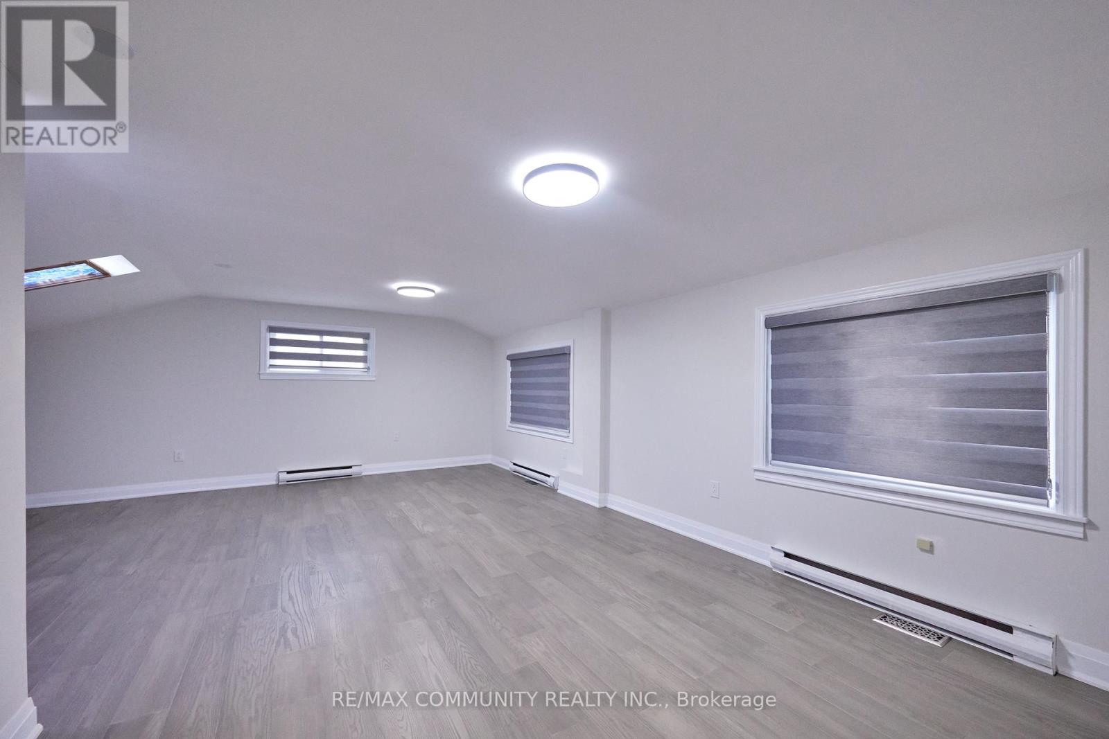 71 Willowridge Road, Toronto (Willowridge-Martingrove-Richview), Ontario  M9R 3Z2 - Photo 25 - W12153512