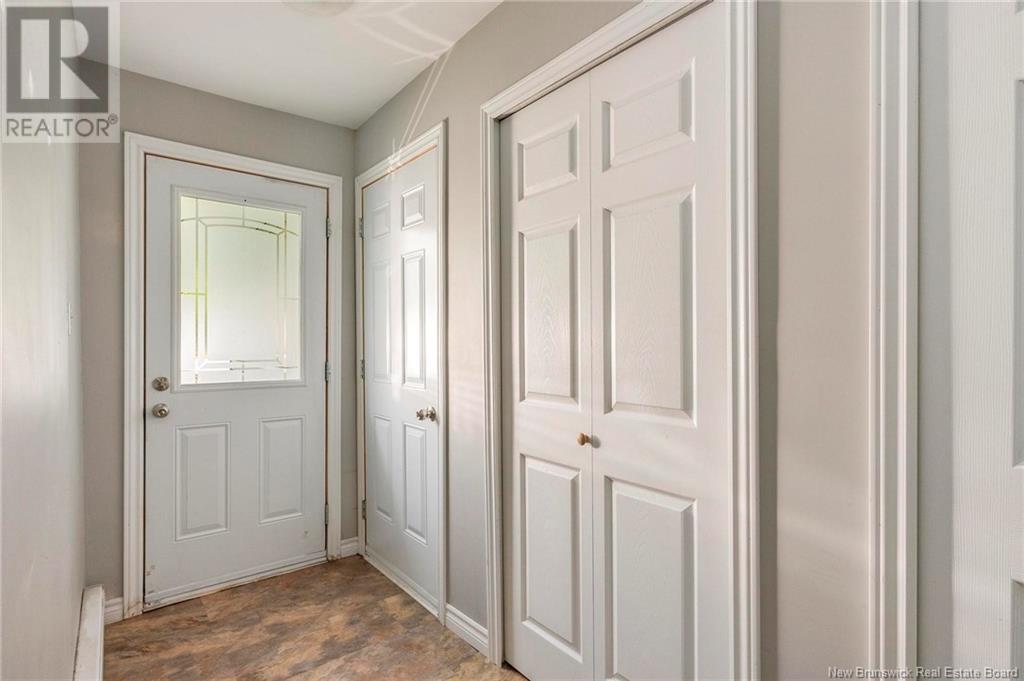 Property at 27 Iona Avenue image 5