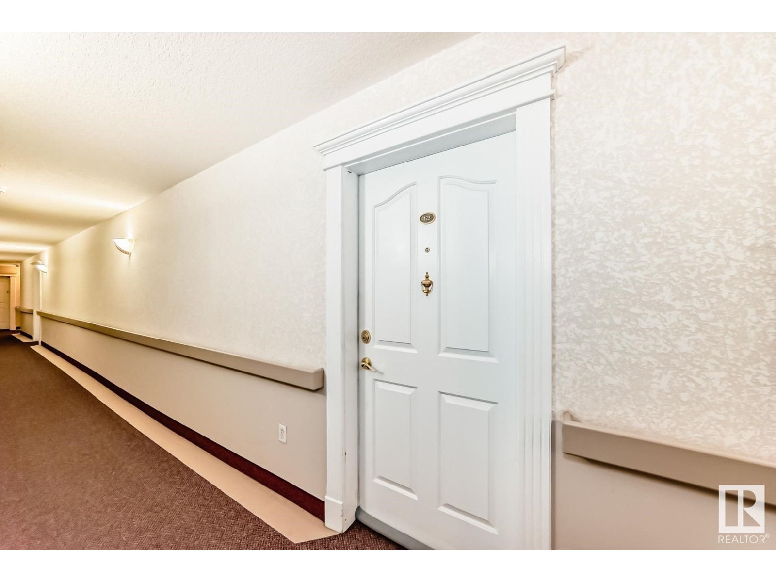 Property at #123 6703 172 ST NW image 4