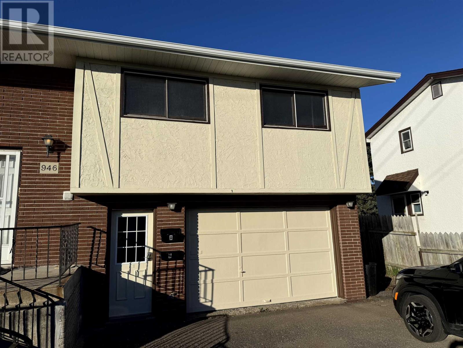 Property at 946 John ST image 3