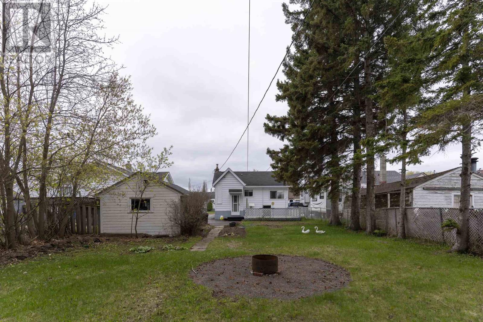 355 Francis St E, Thunder Bay, Ontario  P7E 4B4 - Photo 30 - TB251419