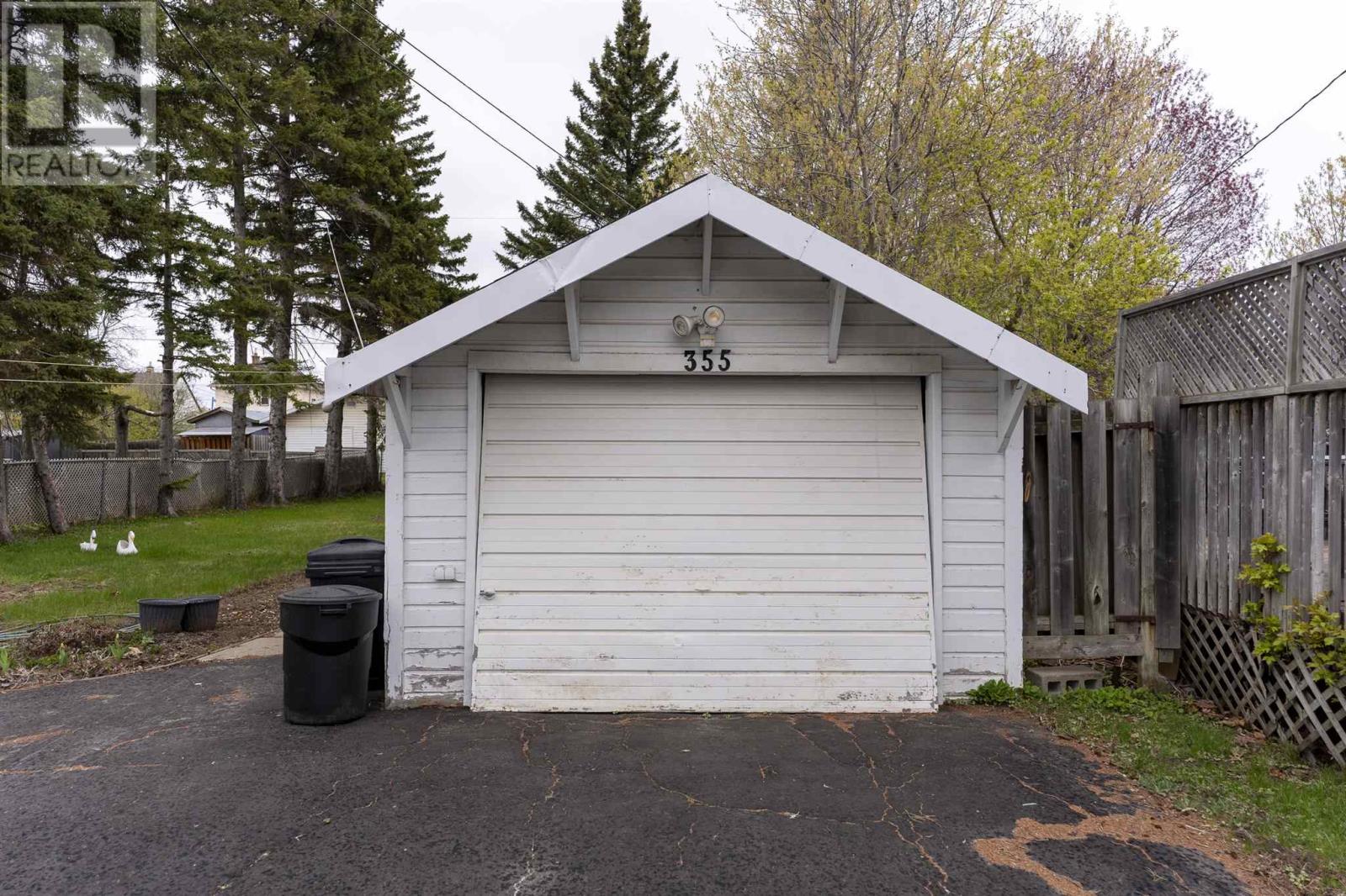 Property at 355 Francis ST E image 2