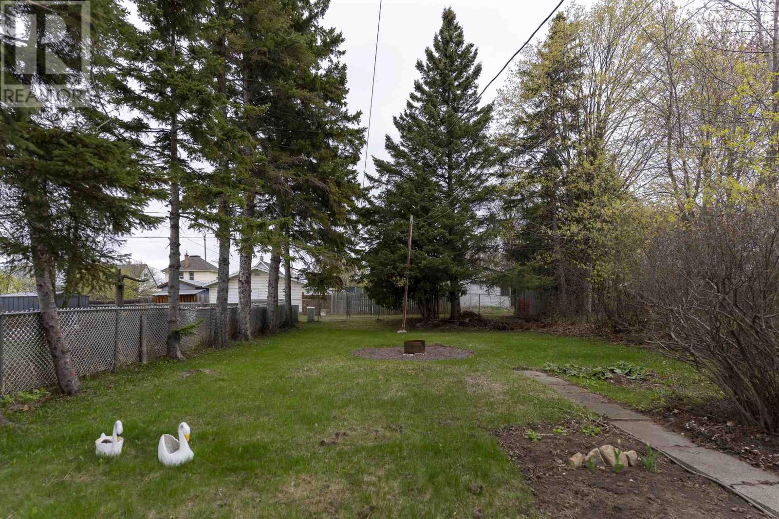 355 Francis St E, Thunder Bay, Ontario  P7E 4B4 - Photo 29 - TB251419