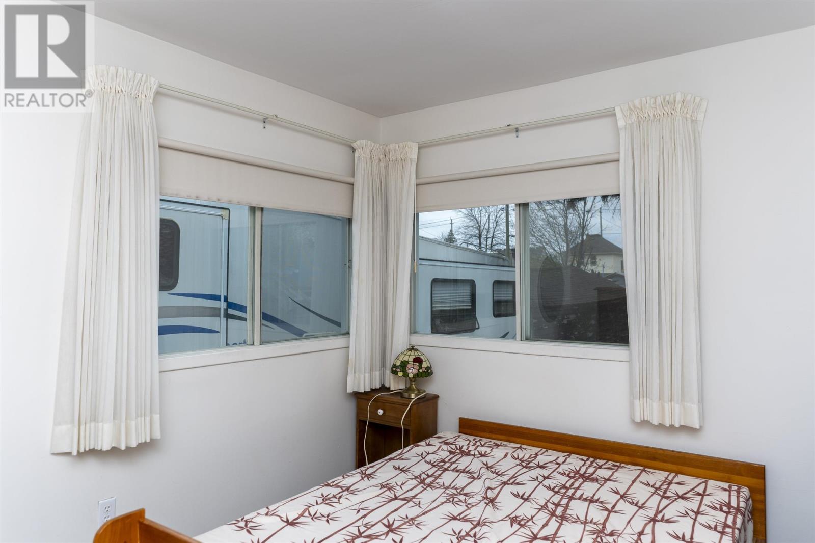 Property at 355 Francis ST E image 5