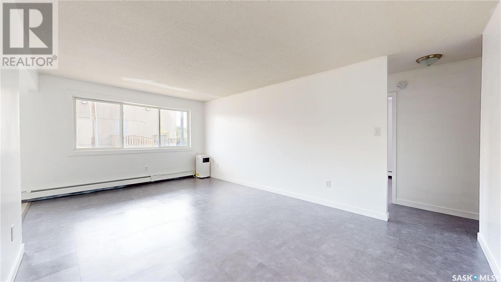 Property at 6 365 Angus STREET image 5