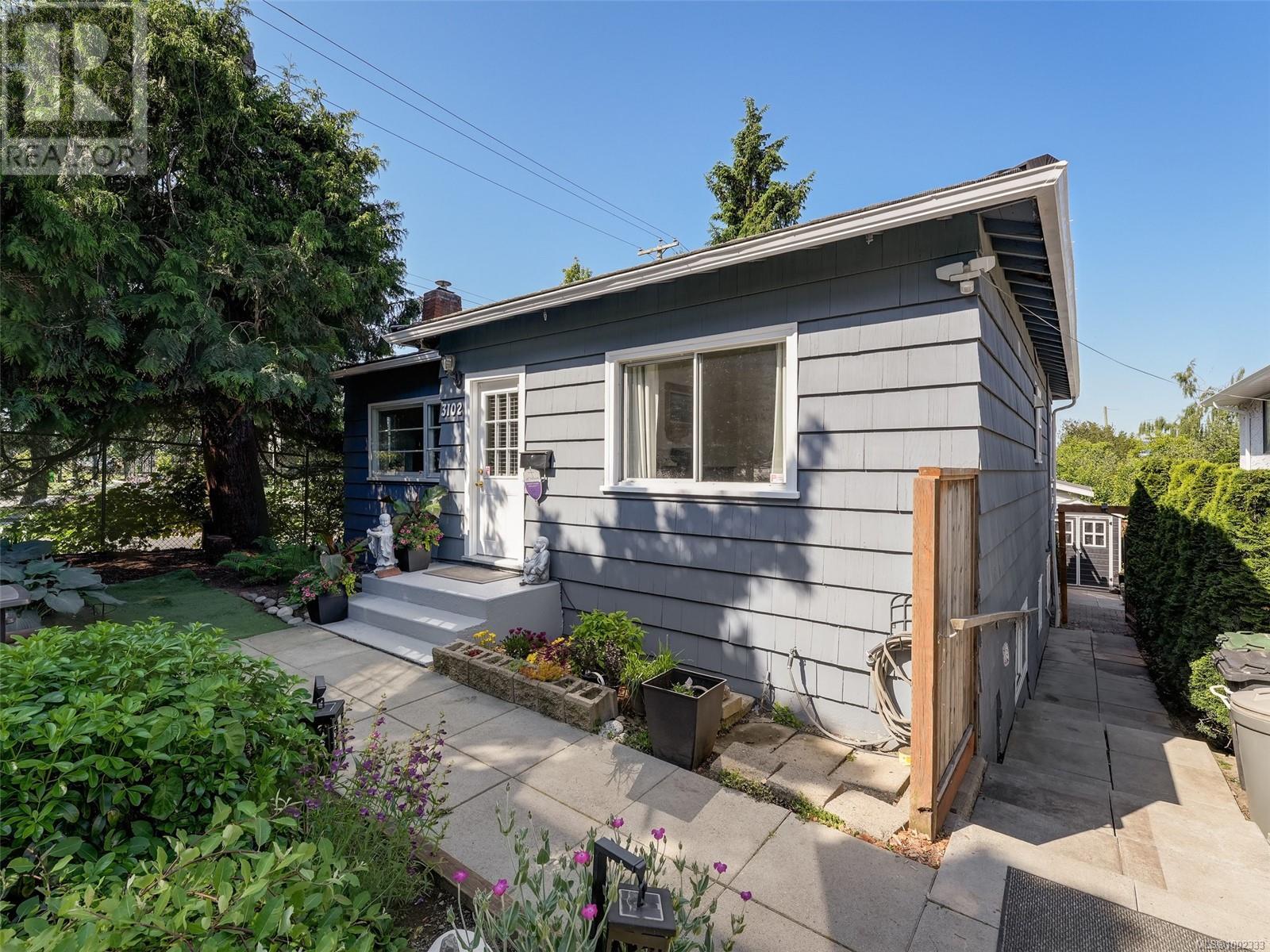 Property at 3102 Yew St image 1