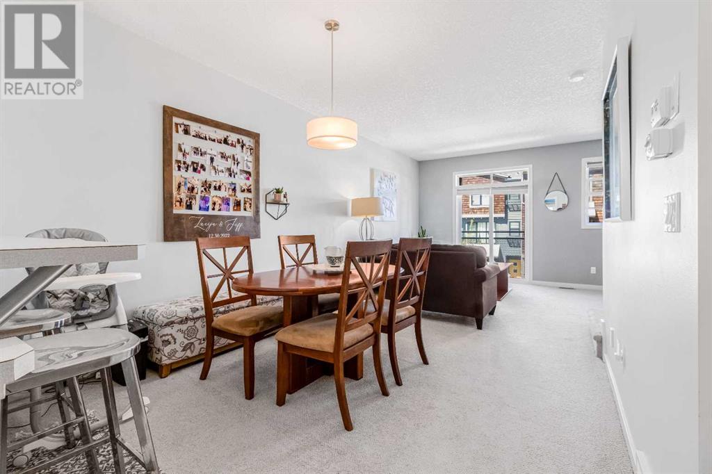 Property at 55 Walden Walk SE image 4