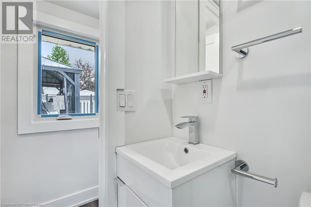 22 Shickluna Street, St. Catharines, Ontario  L2S 1L4 - Photo 25 - 40728788