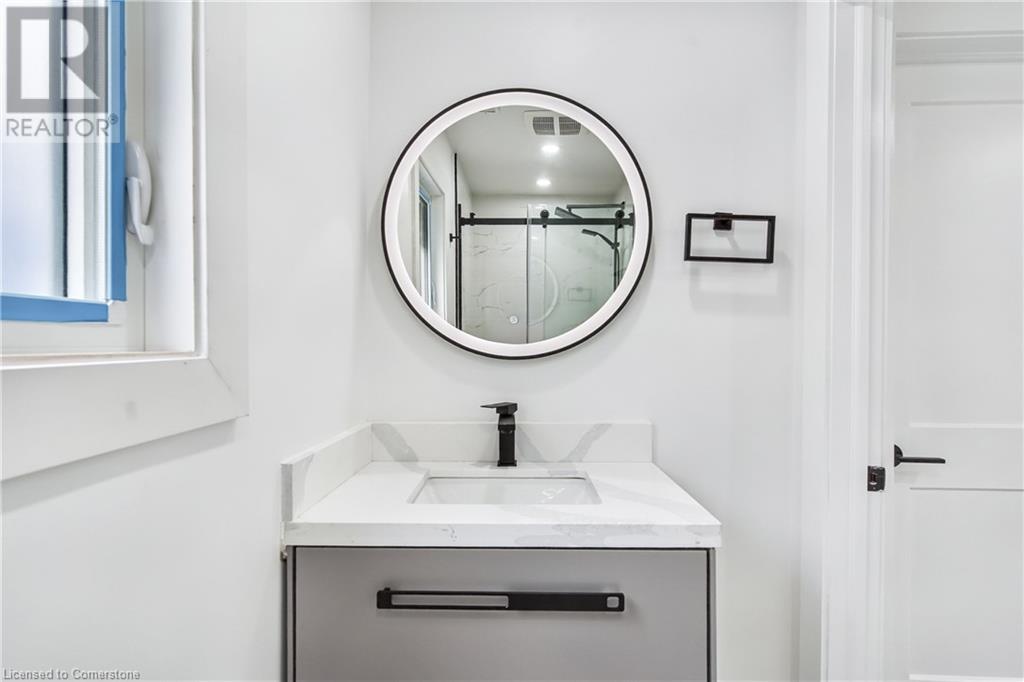 22 Shickluna Street, St. Catharines, Ontario  L2S 1L4 - Photo 18 - 40728788