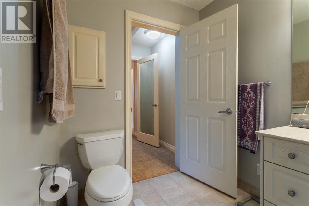 210 Evergreen Mews Sw, Calgary, Alberta  T2Y 3T9 - Photo 36 - A2227148