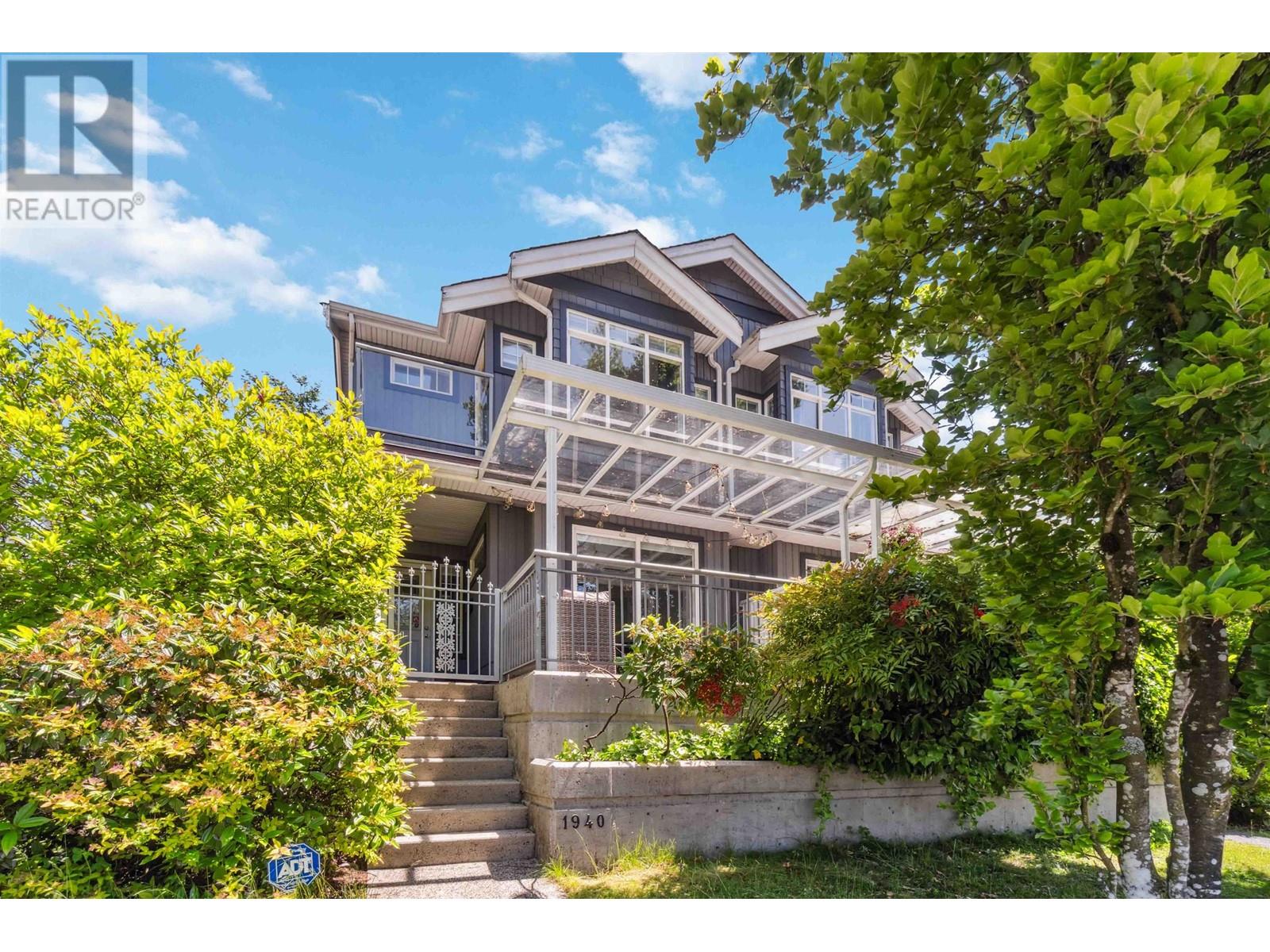 1 1940 Chesterfield Avenue, North Vancouver, British Columbia  V7M 2P5 - Photo 2 - R3011914