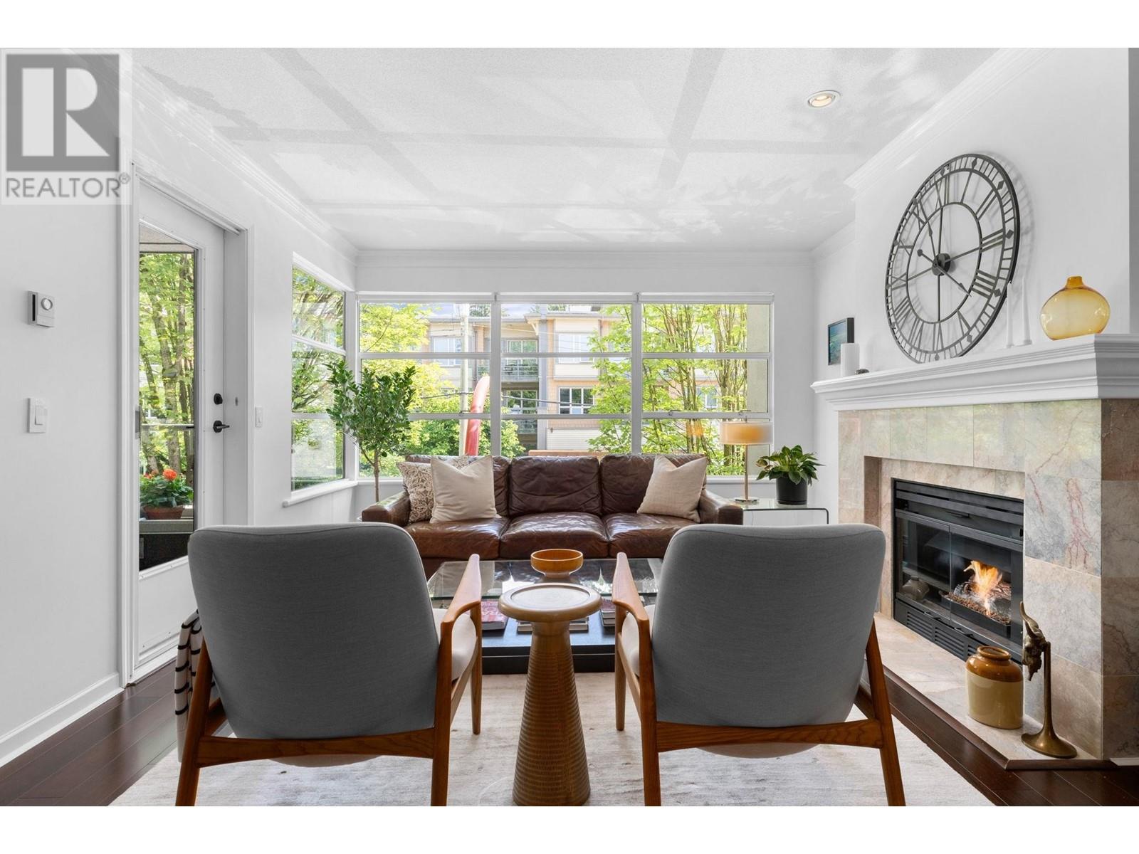 204 3151 Woodbine Drive, North Vancouver, British Columbia  V7R 2S4 - Photo 5 - R3011944