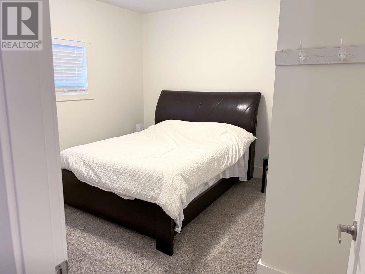 4760 Willow Avenue, Canal Flats, British Columbia  V0B 1B0 - Photo 15 - 10351052