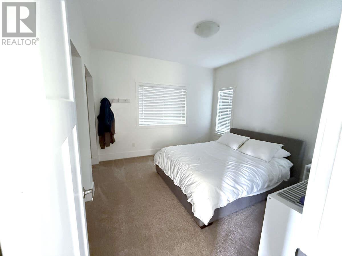 4760 Willow Avenue, Canal Flats, British Columbia  V0B 1B0 - Photo 9 - 10351052