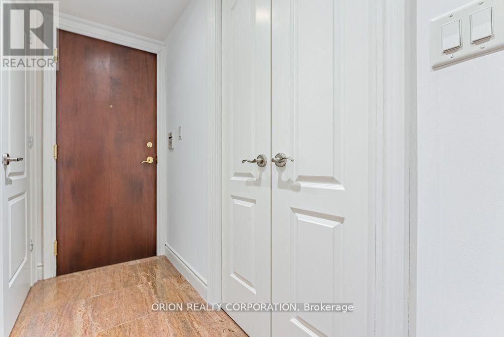 310 - 38 William Carson Crescent, Toronto, Ontario  M9P 2H2 - Photo 5 - C12117981
