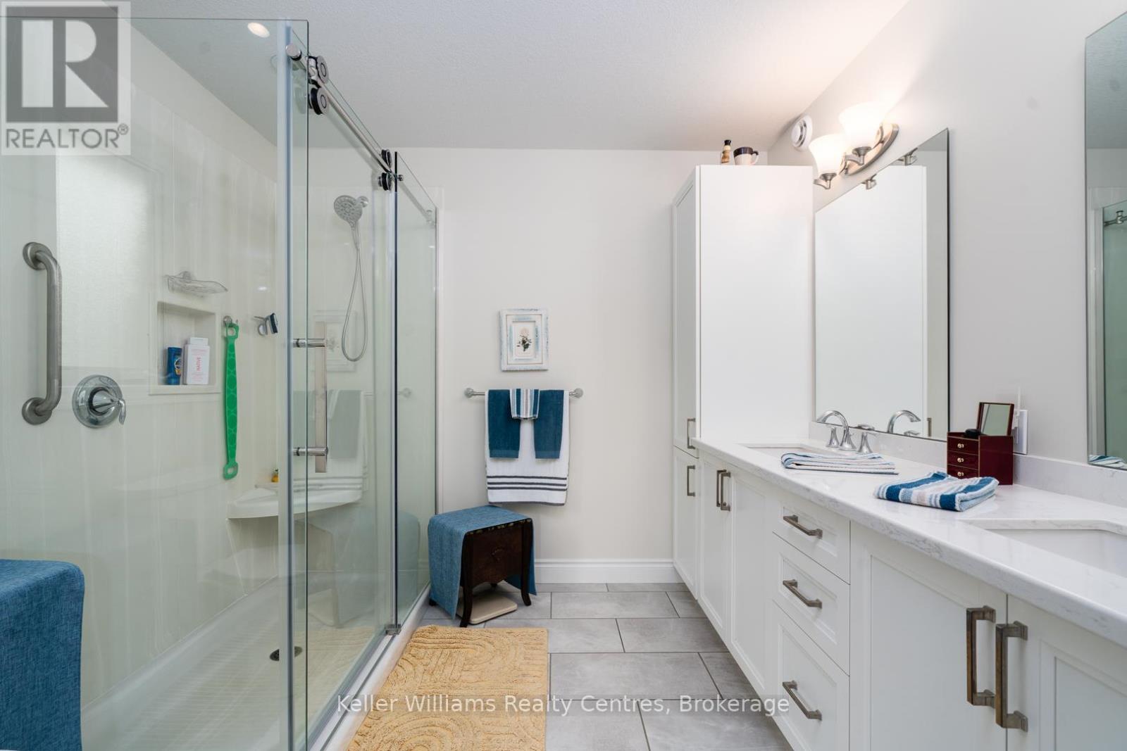 875 17th Street, Hanover, Ontario  N4N 0B7 - Photo 23 - X12199837