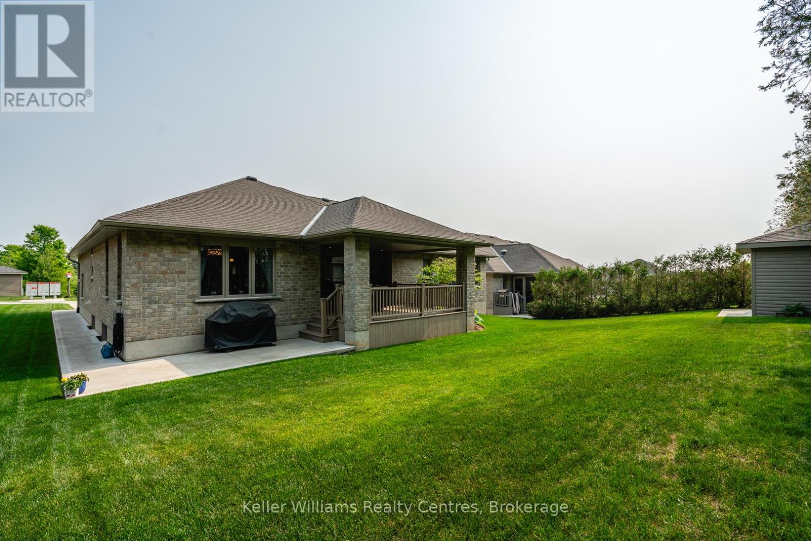 875 17th Street, Hanover, Ontario  N4N 0B7 - Photo 42 - X12199837