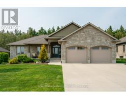 875 17TH STREET, Hanover, Ontario