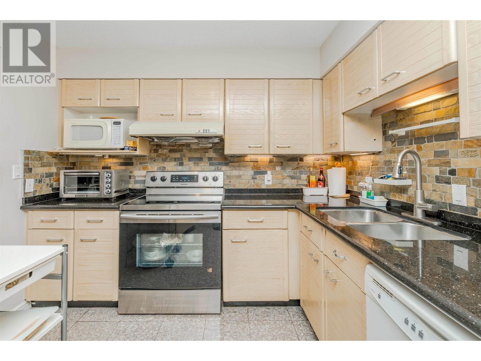 1505 8831 Lansdowne Road, Richmond, British Columbia  V6X 3T5 - Photo 7 - R3011288