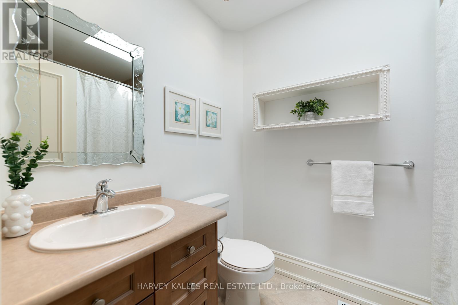 538 Woburn Avenue, Toronto, Ontario  M5M 1L9 - Photo 40 - C12199670