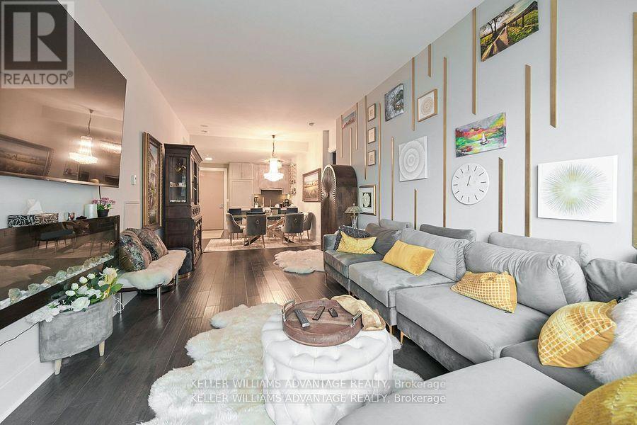 616 - 29 Queens Quay E, Toronto, Ontario  M5E 0A4 - Photo 2 - C12199682