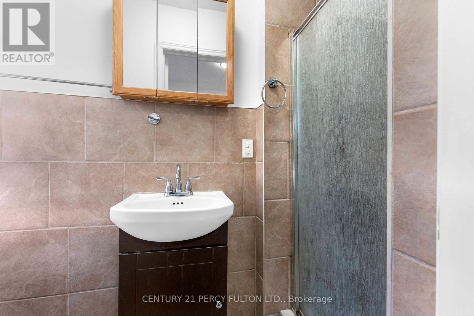 47 Grange Avenue, Toronto, Ontario  M5T 1C6 - Photo 25 - C12199825