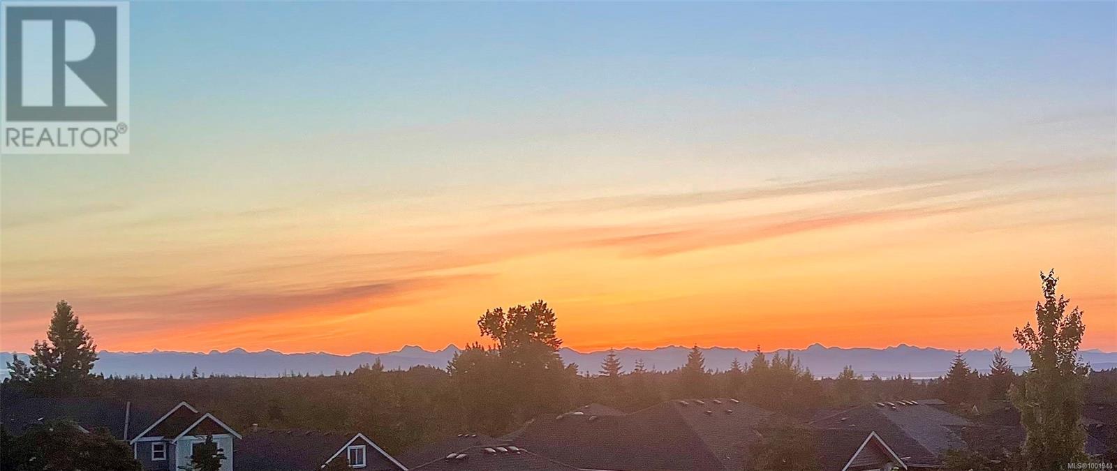 79 2607 Kendal Ave, Cumberland, British Columbia  V0R 1S0 - Photo 3 - 1001944
