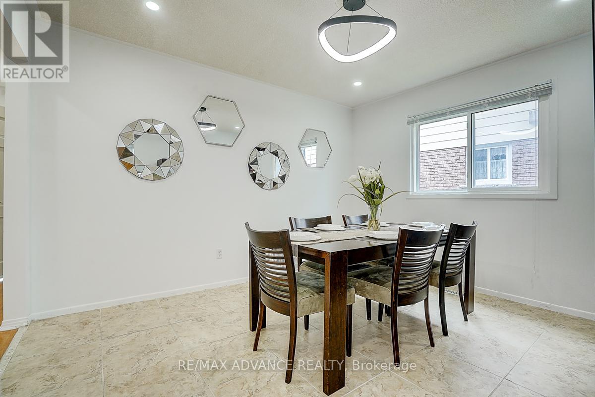 86 Placentia Boulevard, Toronto, Ontario  M1S 4C5 - Photo 11 - E12199622