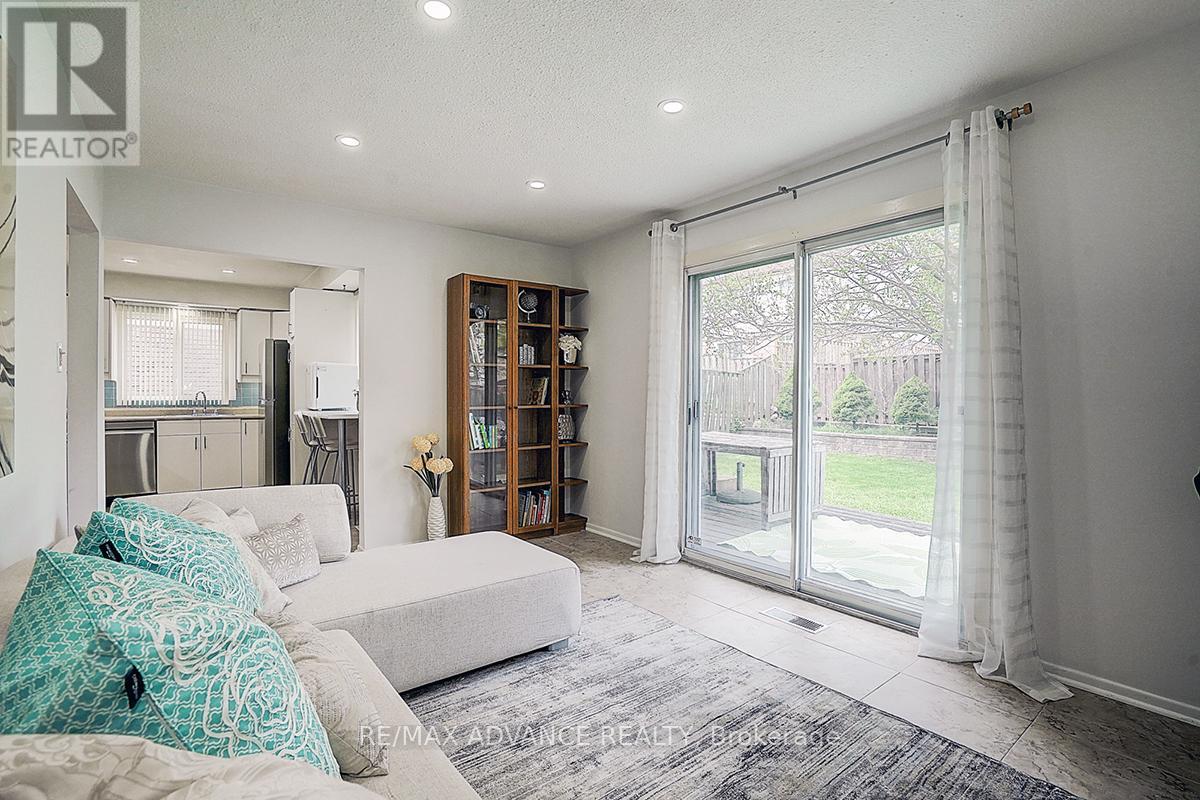 86 Placentia Boulevard, Toronto, Ontario  M1S 4C5 - Photo 16 - E12199622