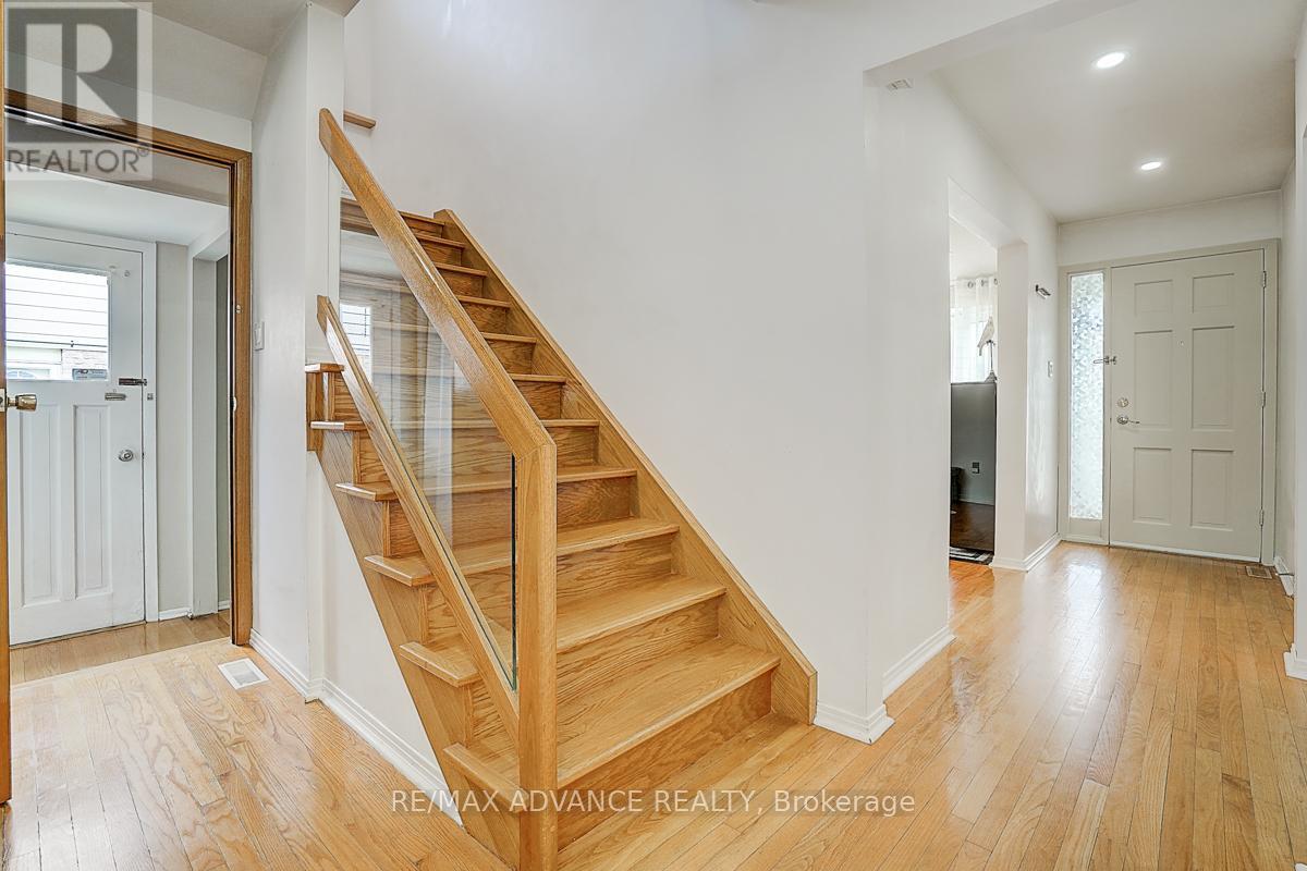 86 Placentia Boulevard, Toronto, Ontario  M1S 4C5 - Photo 20 - E12199622