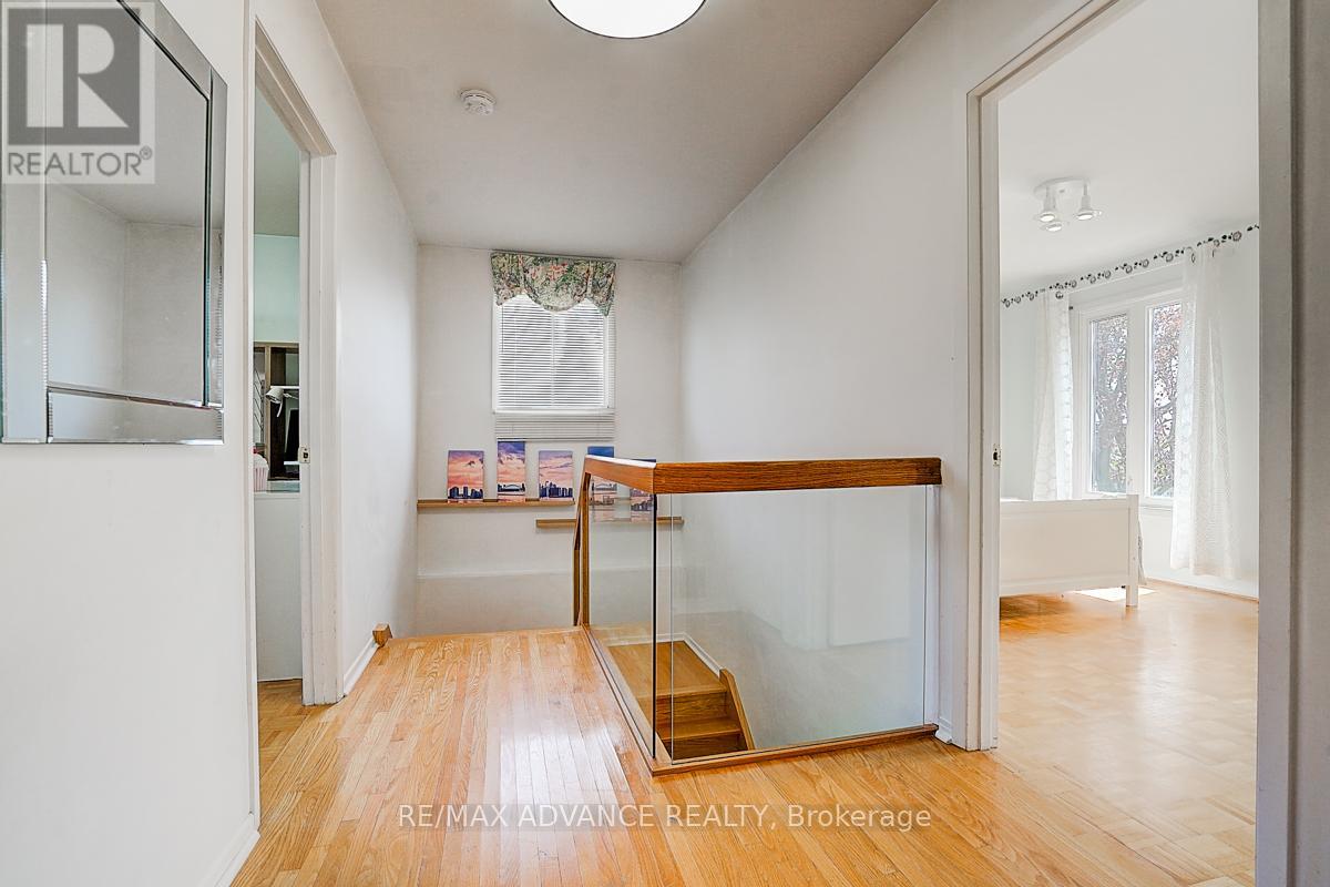 86 Placentia Boulevard, Toronto, Ontario  M1S 4C5 - Photo 21 - E12199622