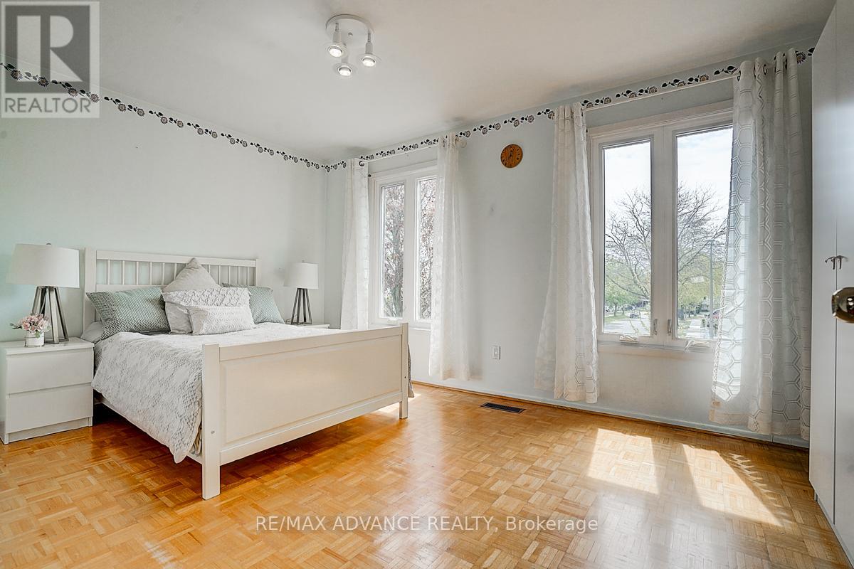 86 Placentia Boulevard, Toronto, Ontario  M1S 4C5 - Photo 25 - E12199622