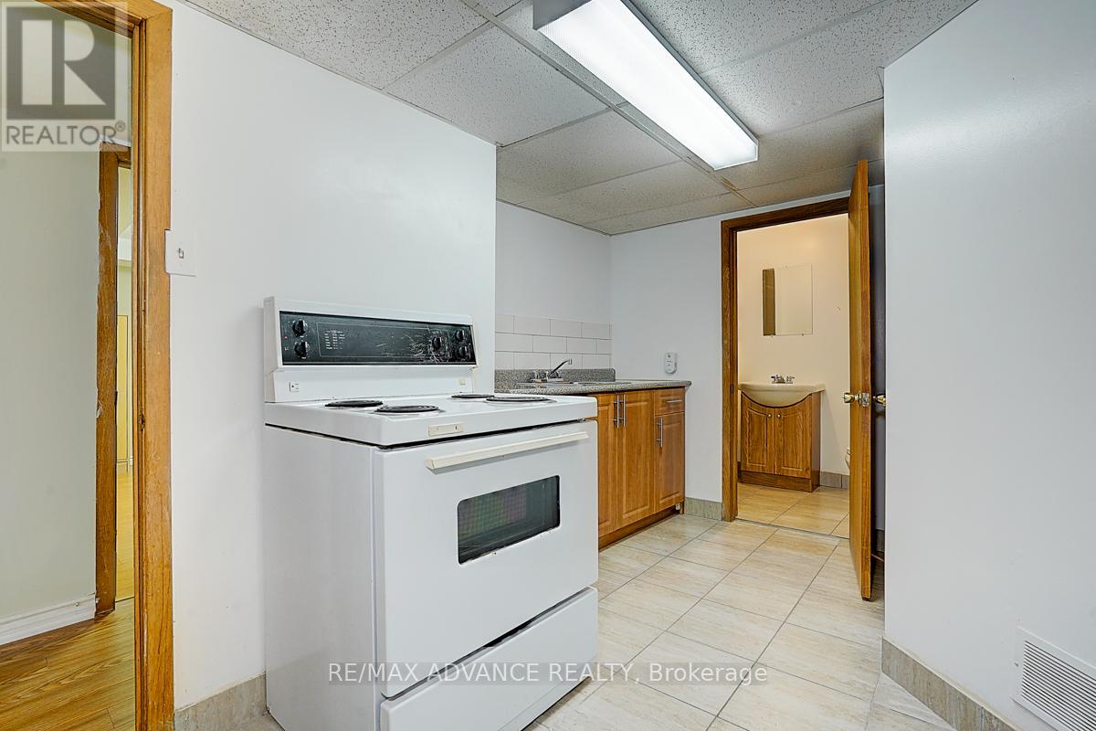 86 Placentia Boulevard, Toronto, Ontario  M1S 4C5 - Photo 31 - E12199622