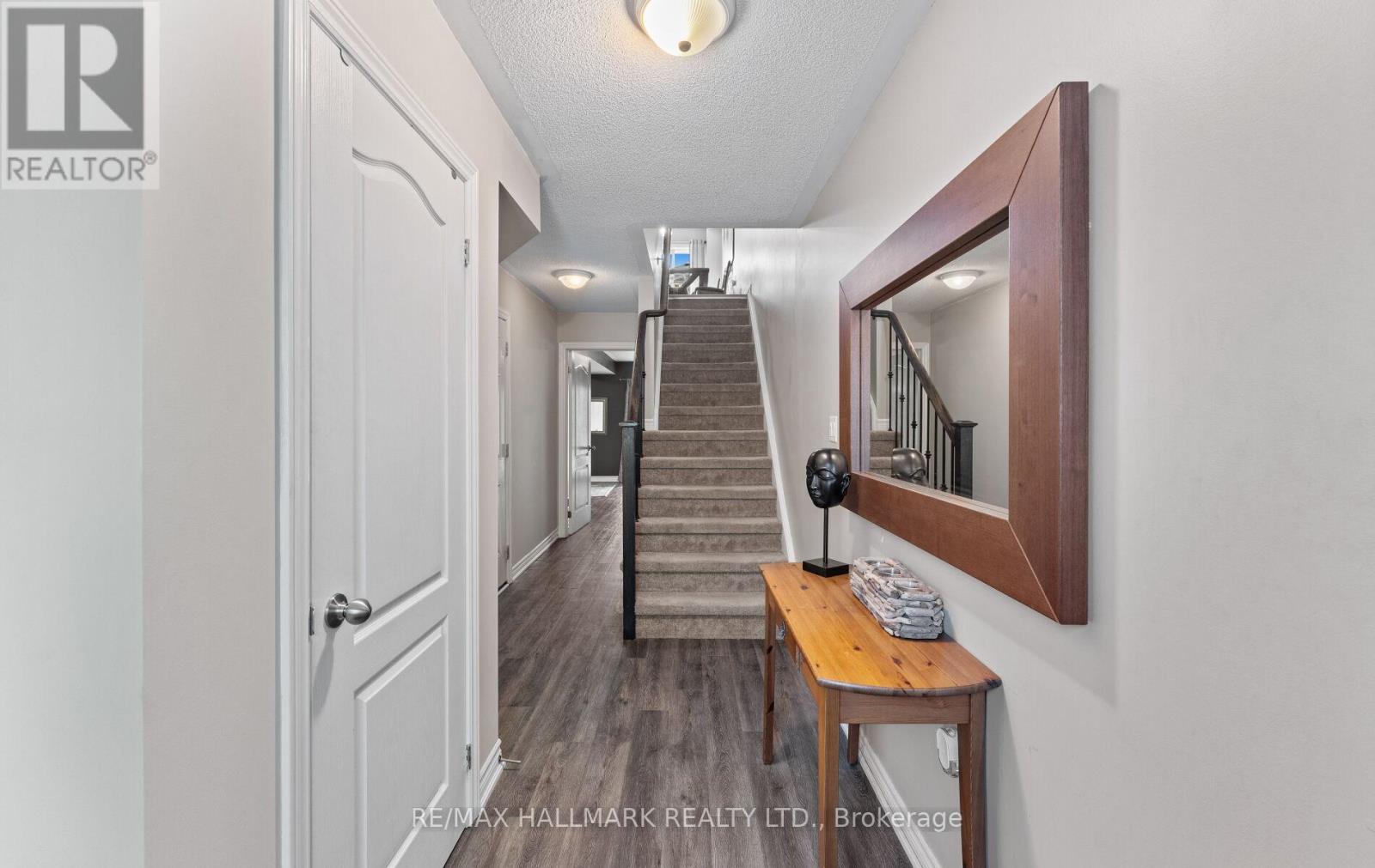 Property at 43 STREATHERN WAY image 5