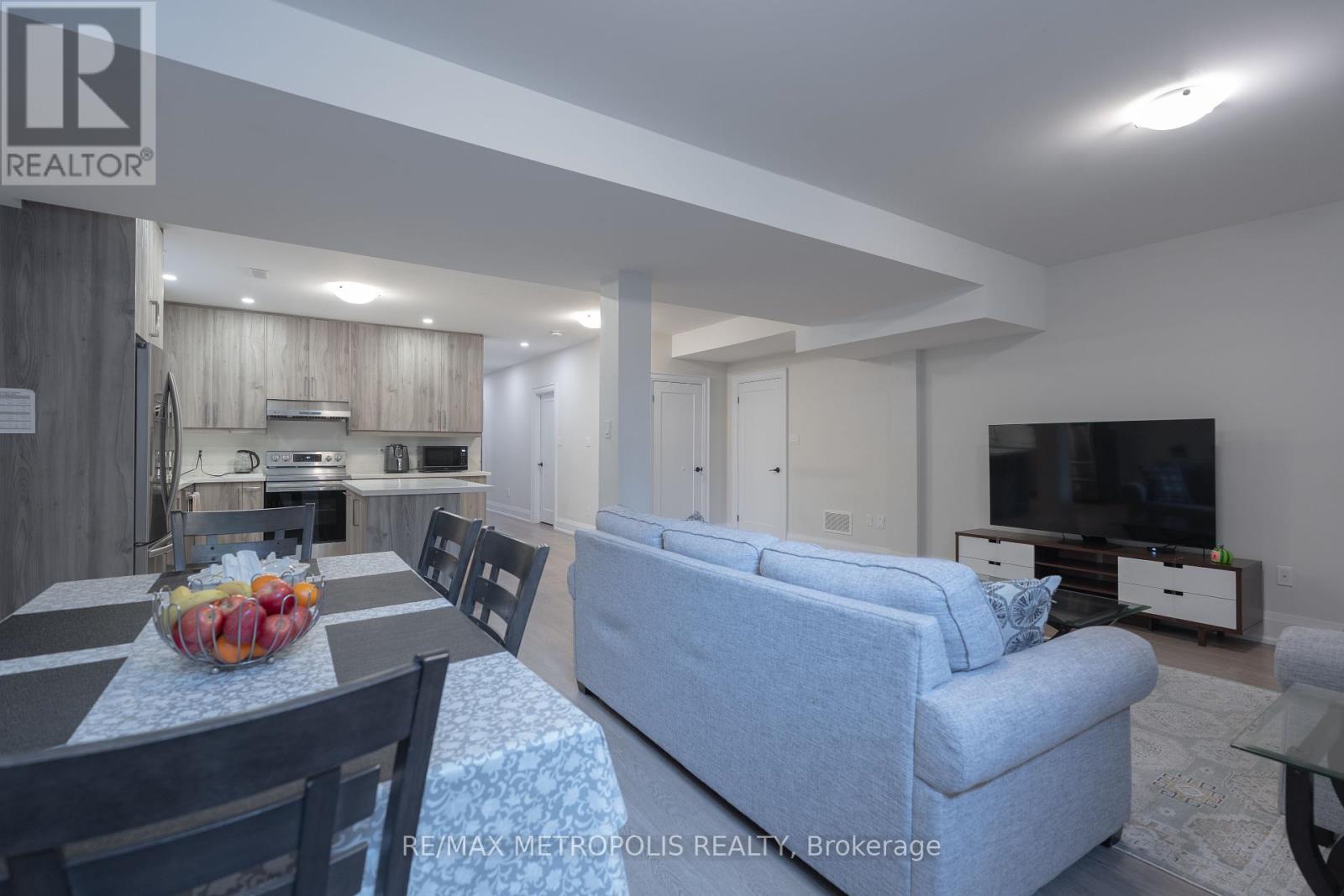 Bsmt - 34 Euclid Avenue, Toronto, Ontario  M6J 2J6 - Photo 8 - E12199740