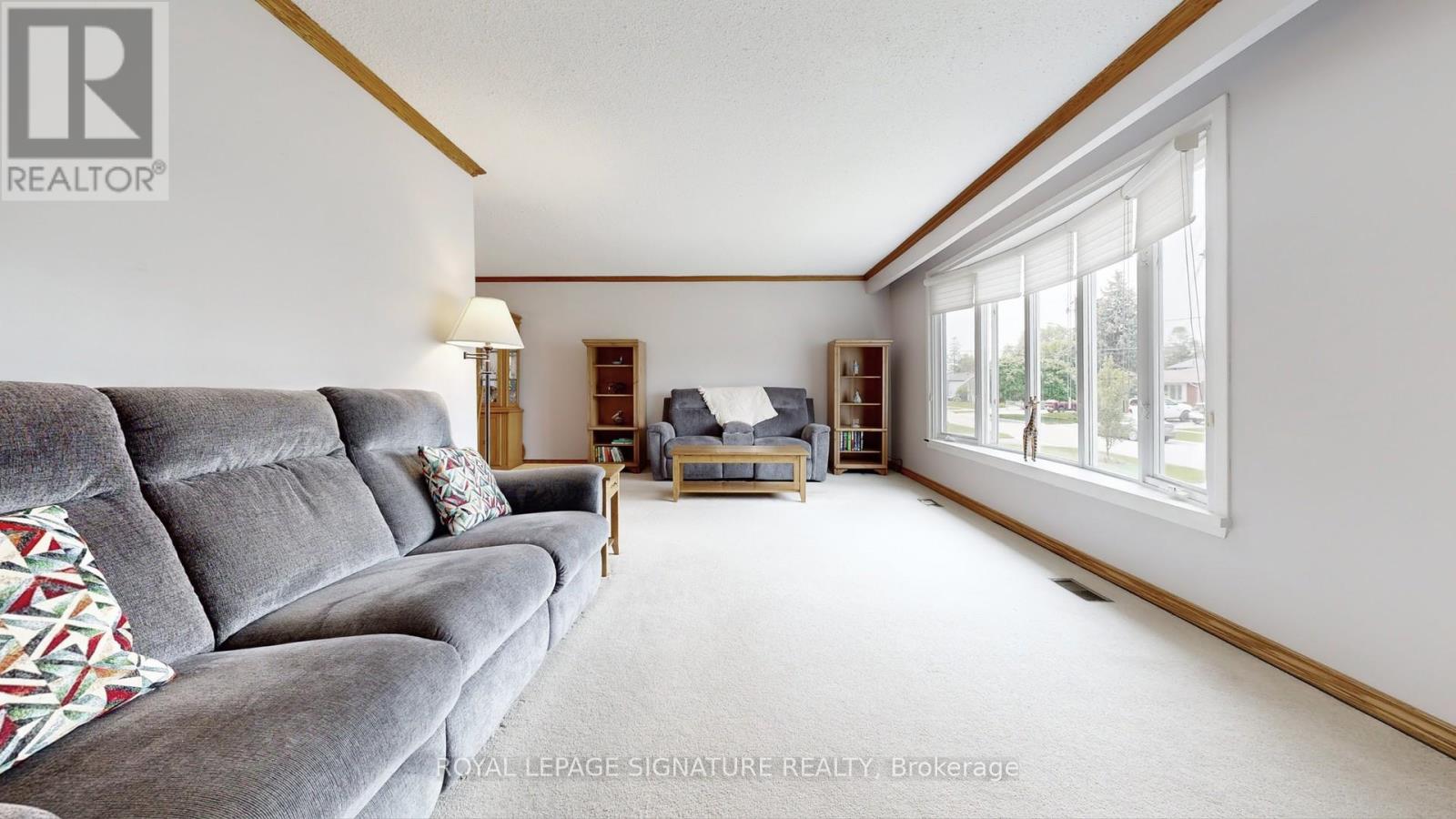Property at 805 BATORY AVENUE image 3
