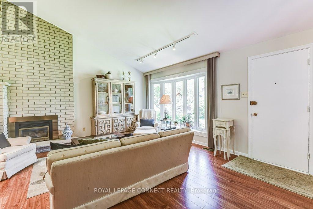 104 Benleigh Drive, Toronto (Woburn), Ontario  M1H 1J8 - Photo 7 - E12199782