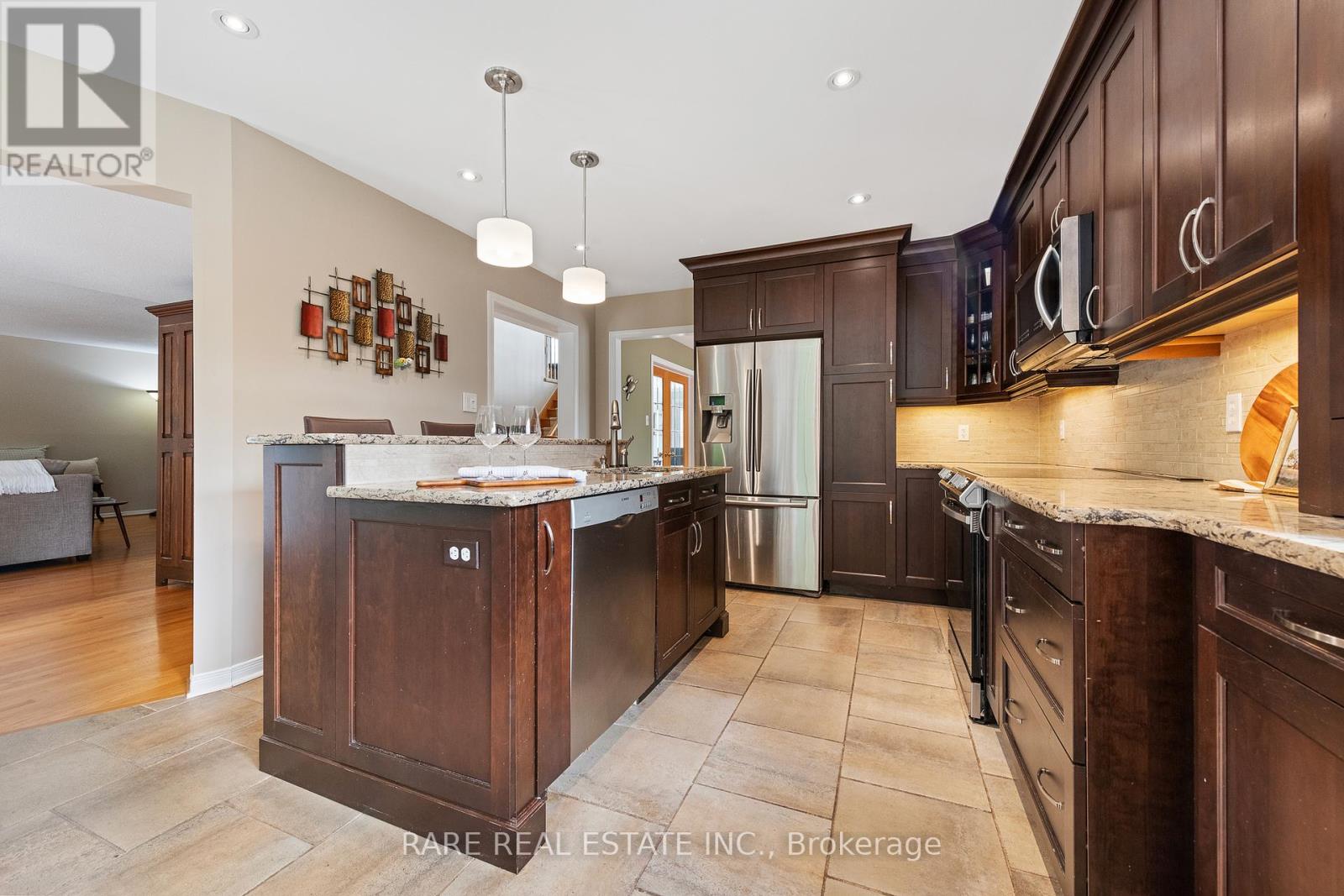 66 Allenby Road, Ottawa, Ontario  K2K 2J8 - Photo 14 - X12199878