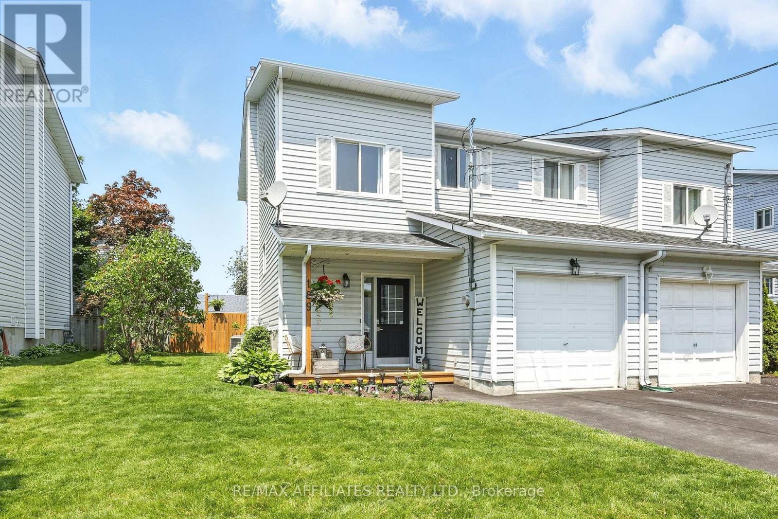 189 Morris Street, Carleton Place, Ontario  K7C 4M8 - Photo 2 - X12199890