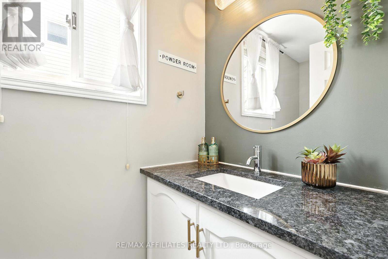 189 Morris Street, Carleton Place, Ontario  K7C 4M8 - Photo 8 - X12199890
