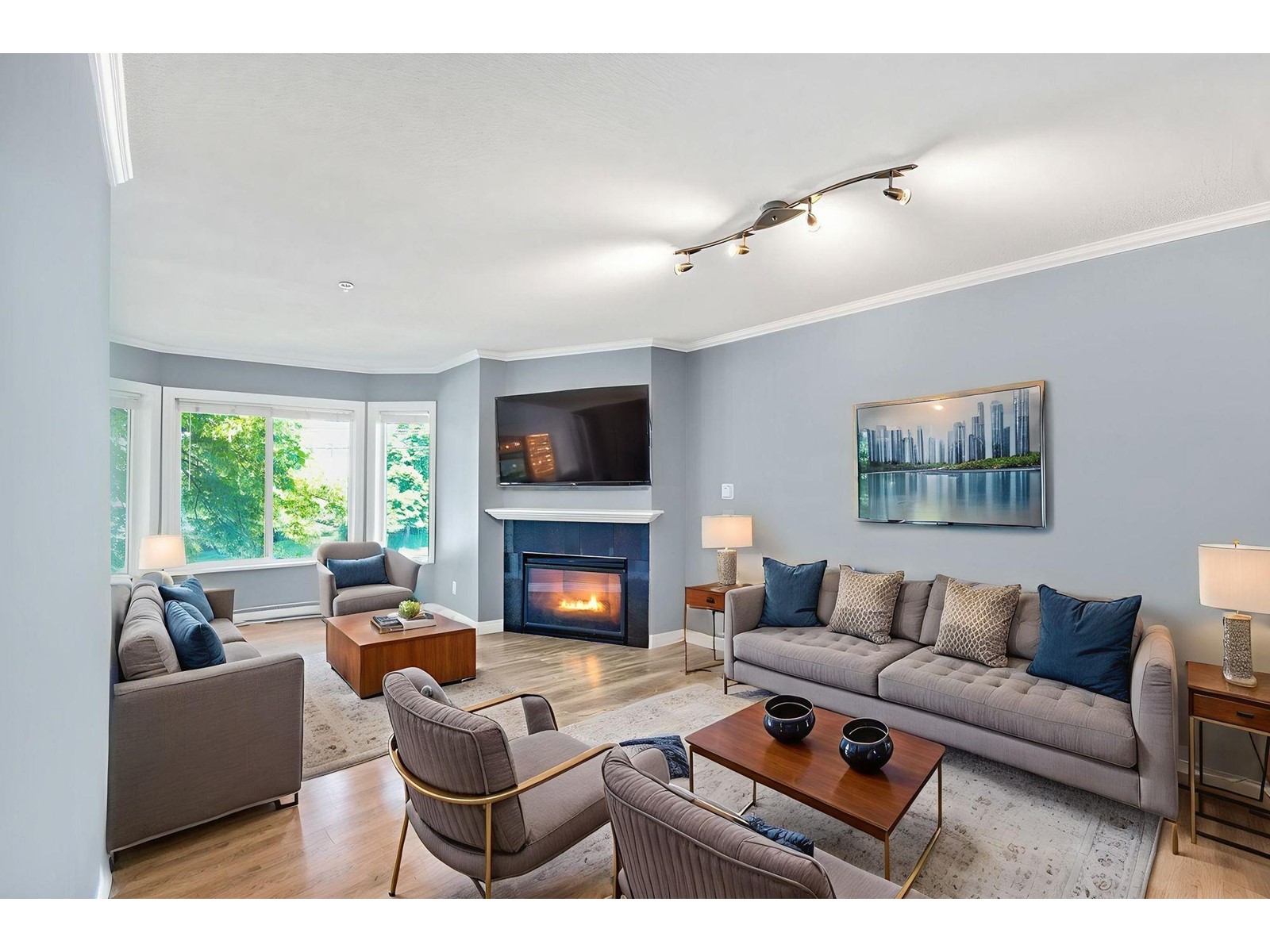 212 12110 80 Avenue, Surrey, British Columbia  V3W 0V2 - Photo 3 - R3012004