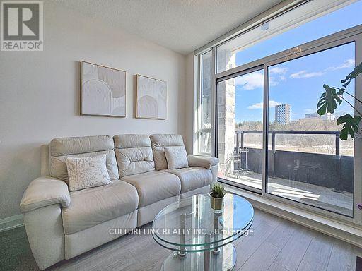 215 - 15 Water Walk Drive, Markham, Ontario  L6G 0G2 - Photo 10 - N12199680