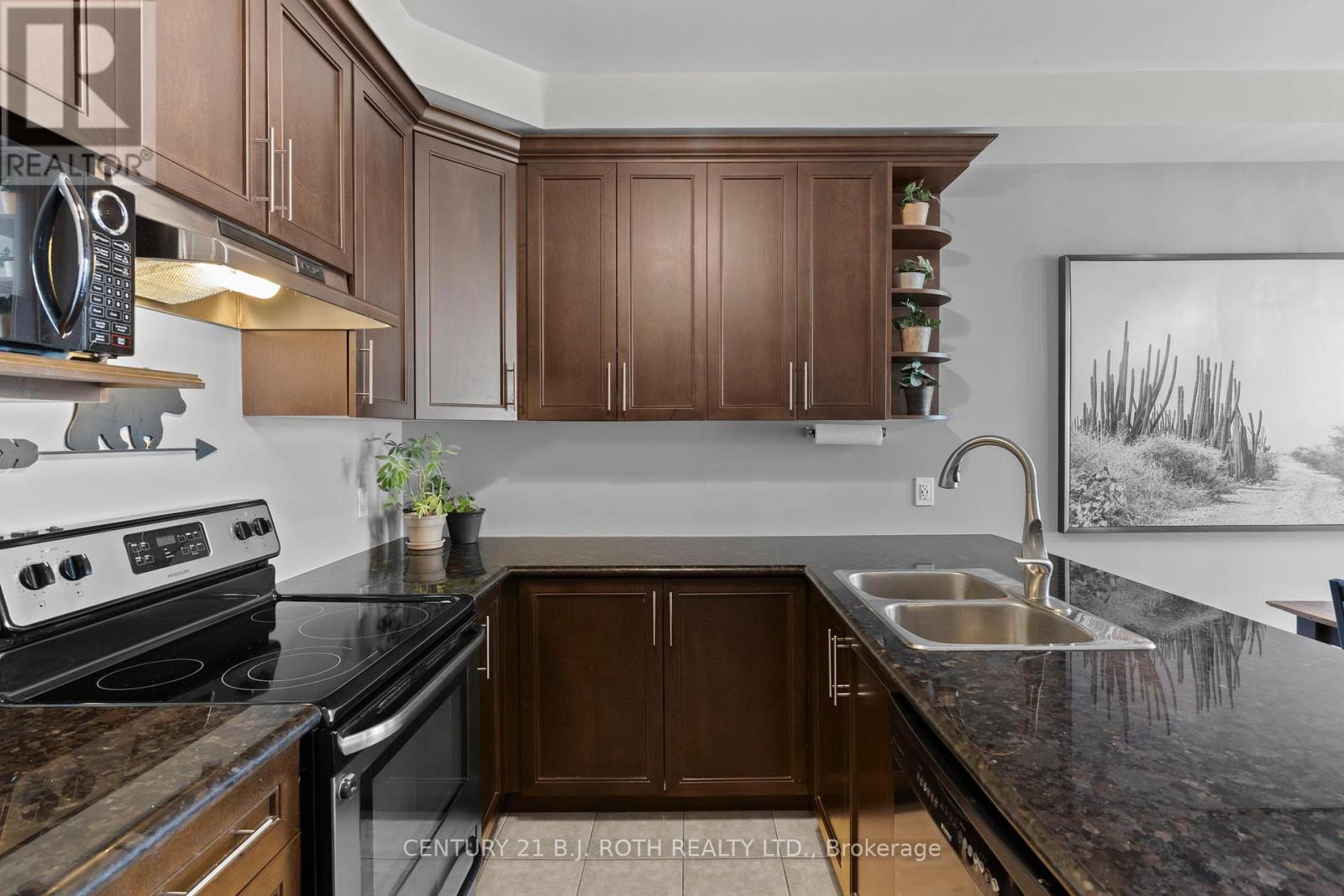 85 Gosnel Circle, Bradford West Gwillimbury, Ontario  L3Z 0G2 - Photo 6 - N12199802