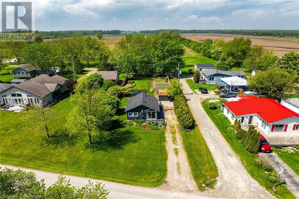 Property at 39 BLUE WATER Parkway image 3