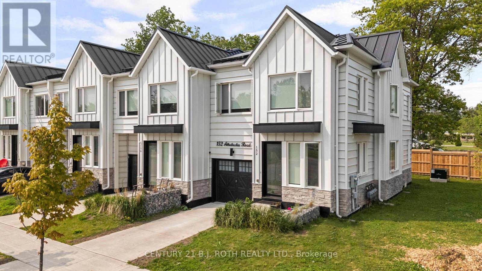 152 Athabaska Road, Barrie, Ontario  L4N 8E5 - Photo 1 - S12199649